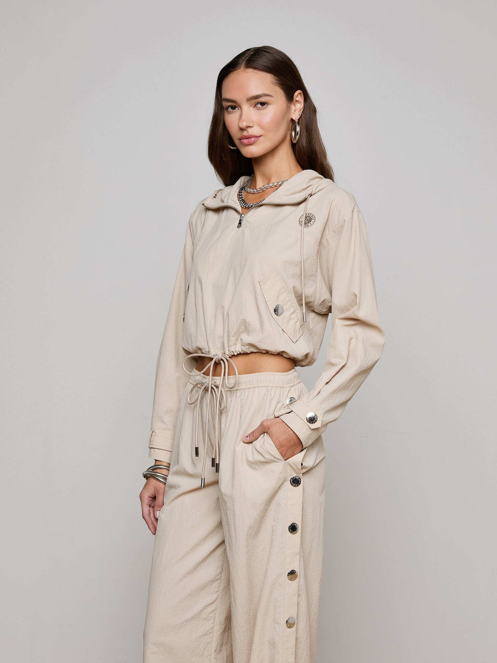 Bronwyn Cropped Windbreaker in Cement