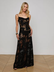 Bettie Lace Maxi Dress in Black