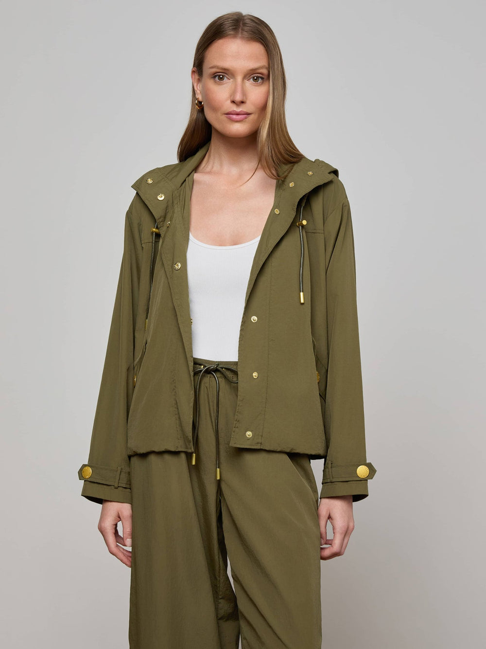 Geovana Hooded Windbreaker in Pine