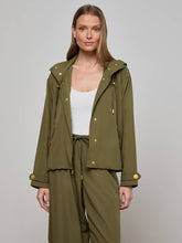Geovana Hooded Windbreaker in Pine