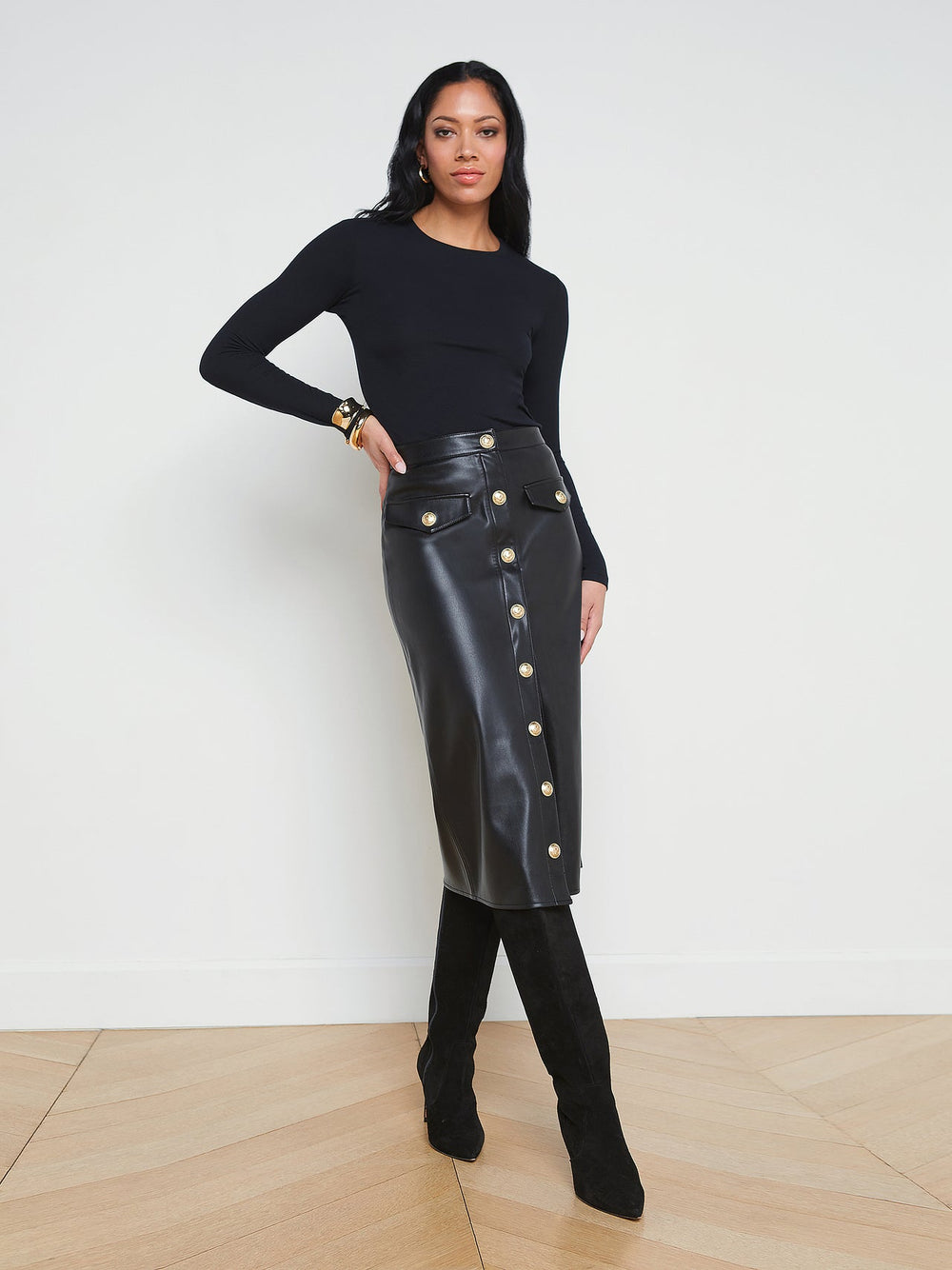 Milann Vegan Leather Skirt in Black