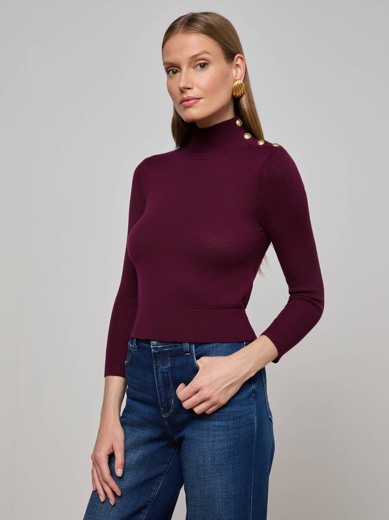Kamdyn Mock-Neck Top in Dark Port/Gold