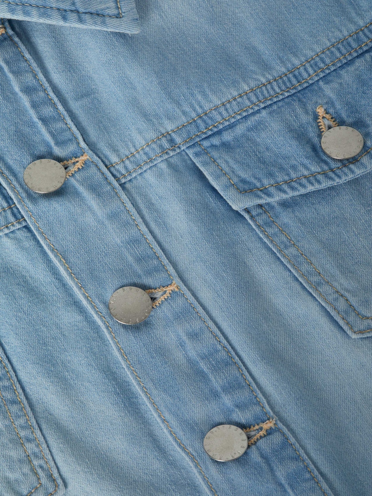 Koda Cropped Chambray Jacket in Dakota