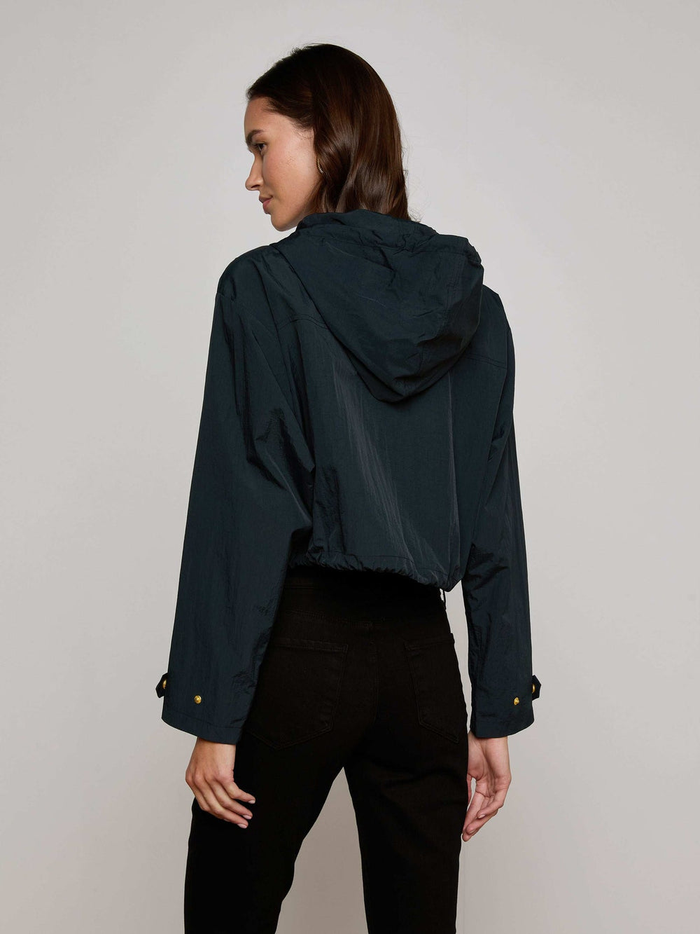 Bronwyn Cropped Windbreaker in Black