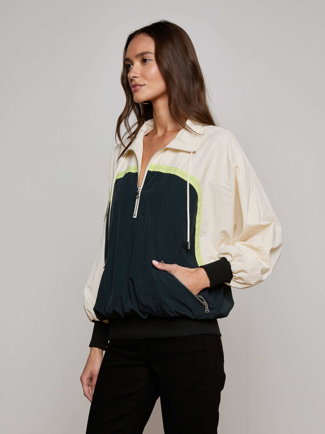 Aurelia Windbreaker in Black/Cream/Lime
