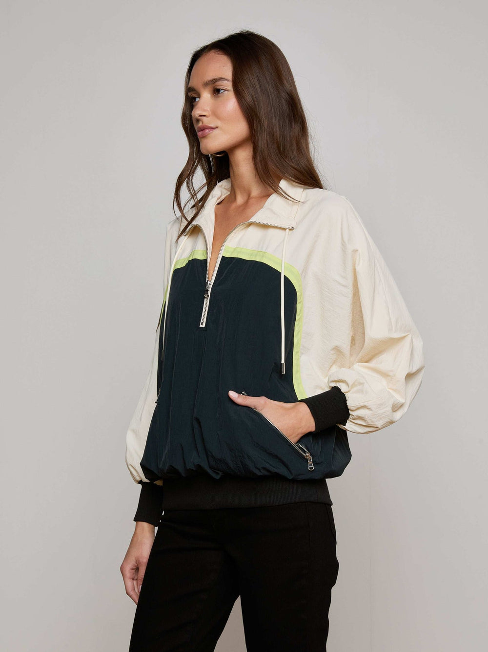 Aurelia Windbreaker in Black/Cream/Lime