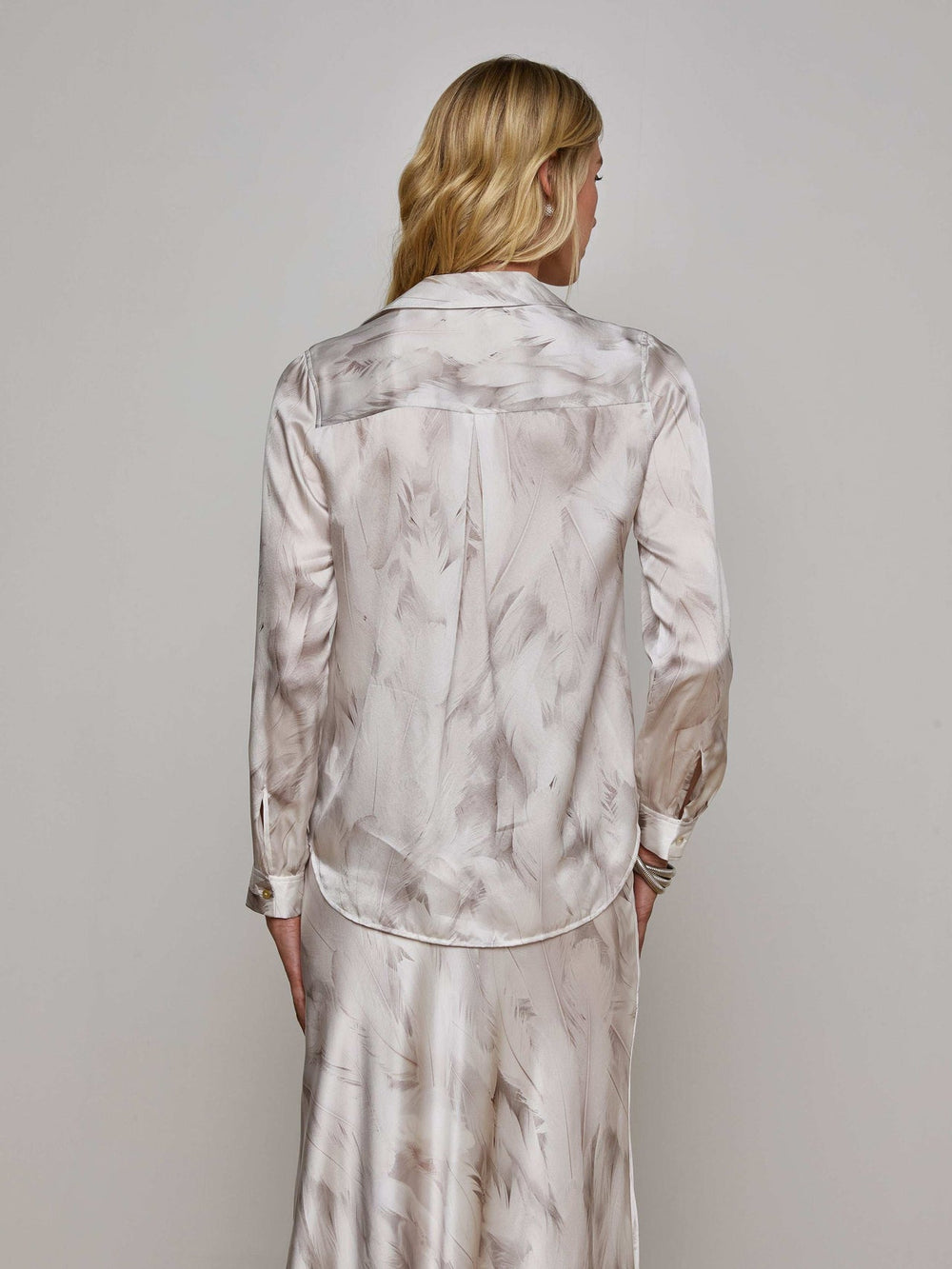 Tyler Silk Blouse in White Feather Print