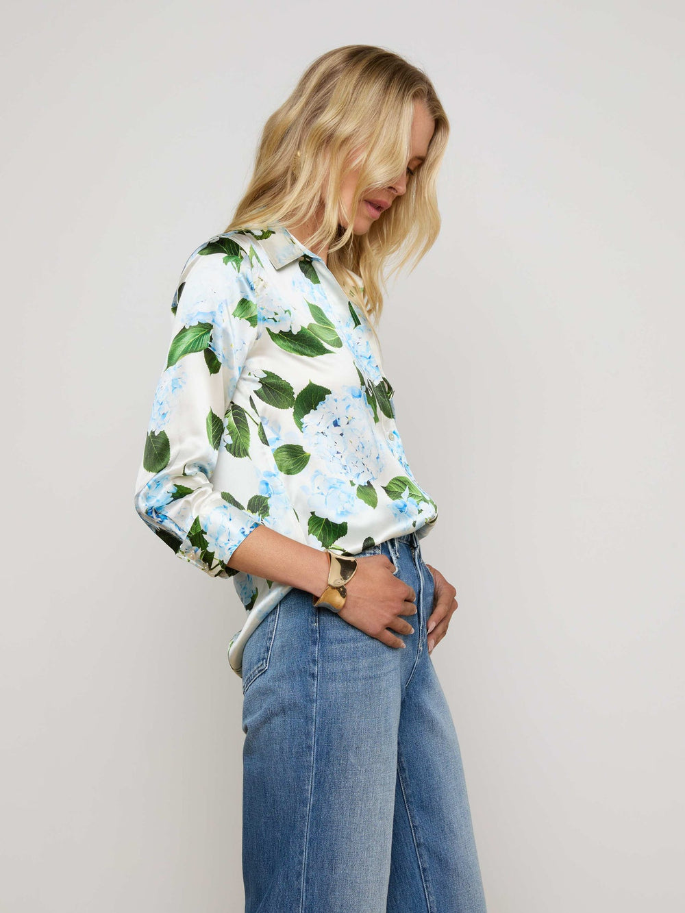 Dani Silk Blouse in Ivory/Light Blue Hydrangea