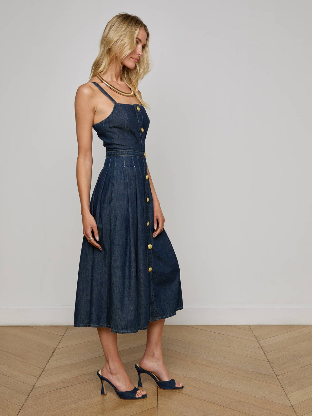 Esmeralda Chambray Dress in Raleigh
