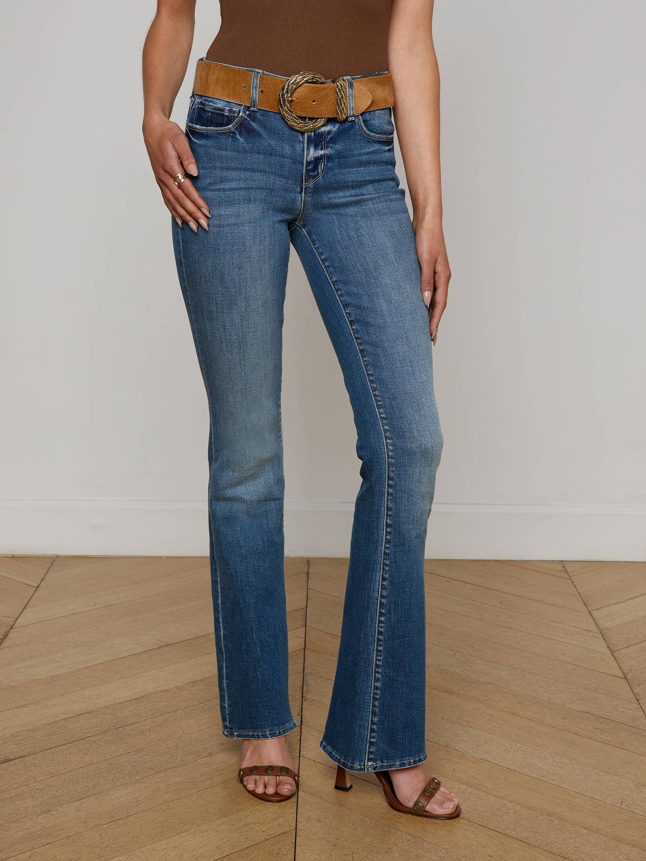 Cara Low-Rise Bootcut Jean in Alverez