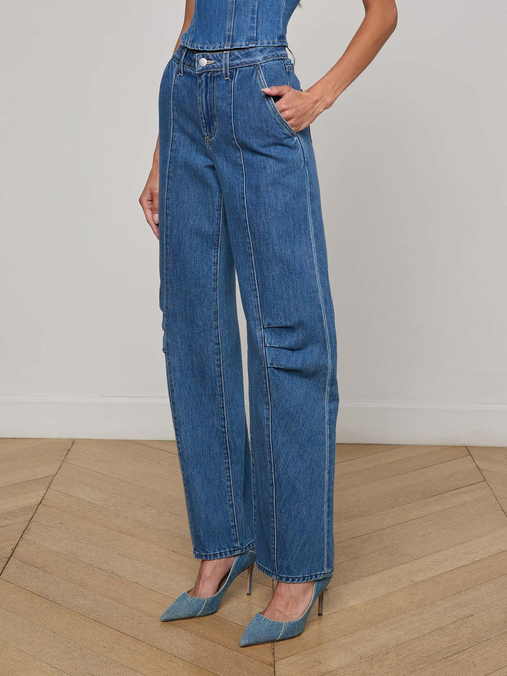 Zara Barrel-Leg Jean in Memphis