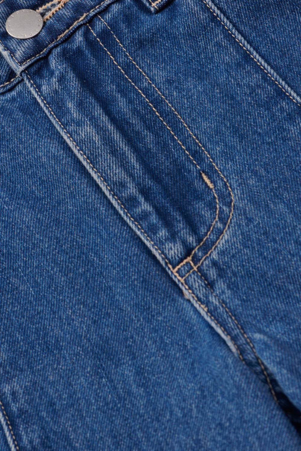 Zara Barrel-Leg Jean in Memphis