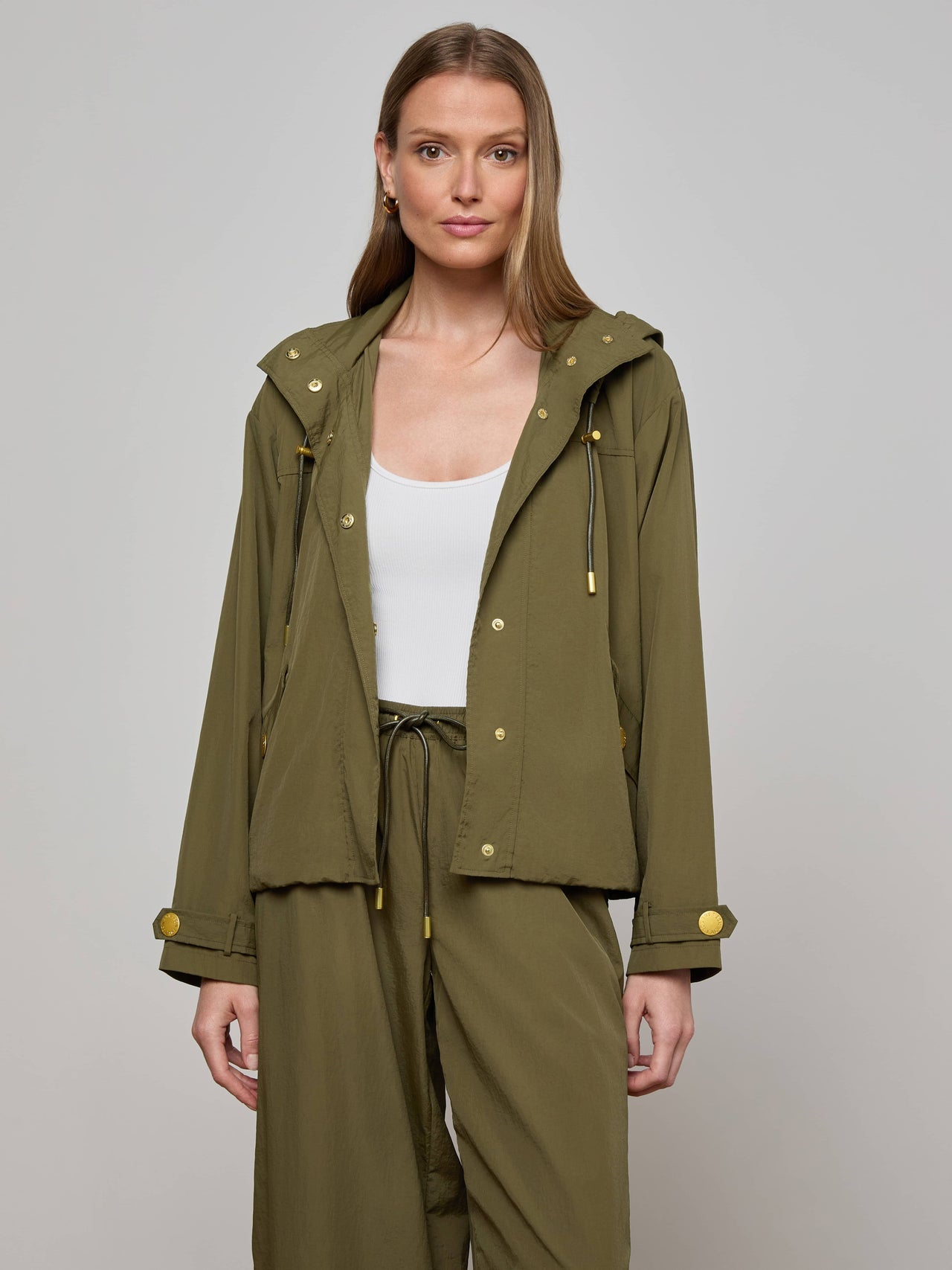 Geovana Hooded Windbreaker in Pine