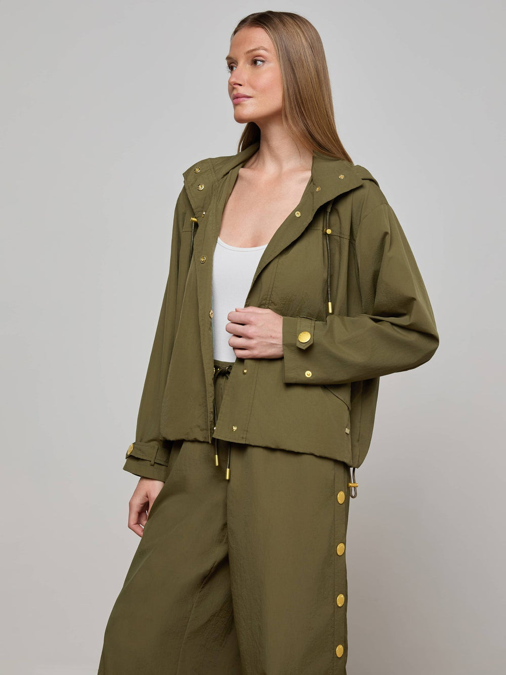 Geovana Hooded Windbreaker in Pine