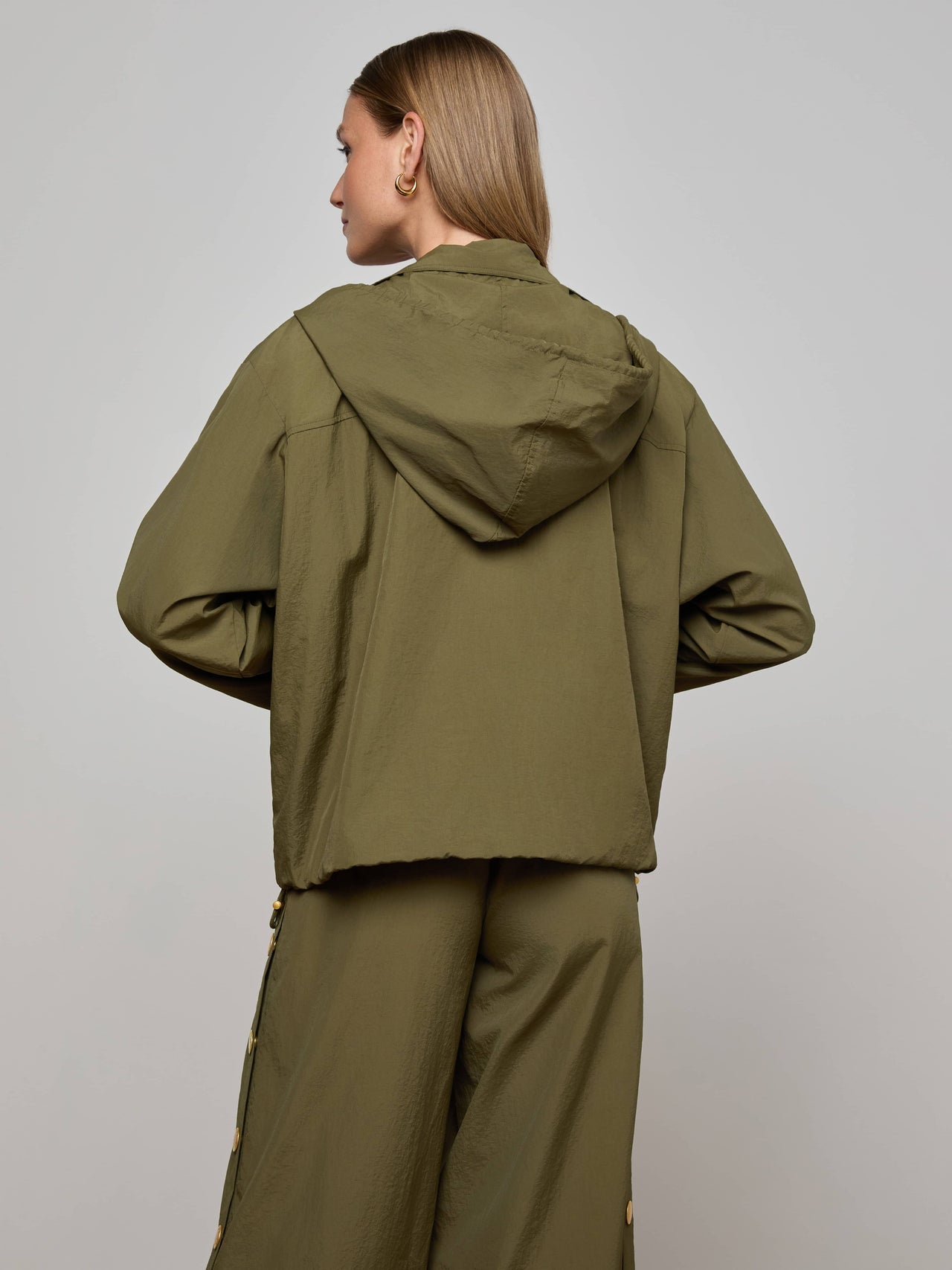 Geovana Hooded Windbreaker in Pine