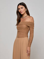 Poppie Off-The-Shoulder Bodysuit in Cinnamon Swirl