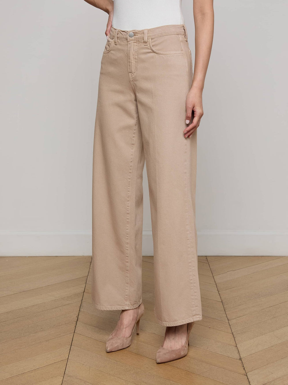 Alicent Wide-Leg Jean in Pale Khaki