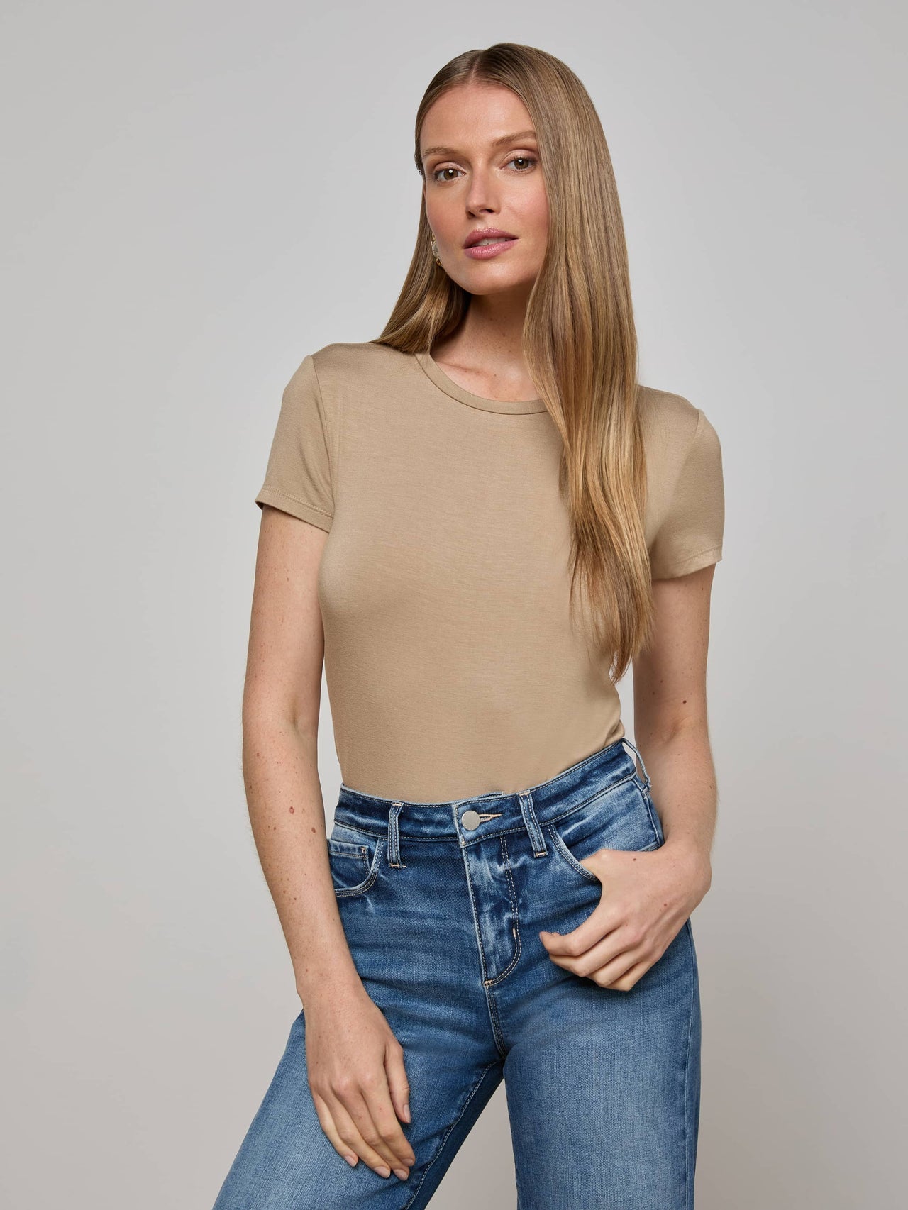 Ressi Fitted Tee in Rye
