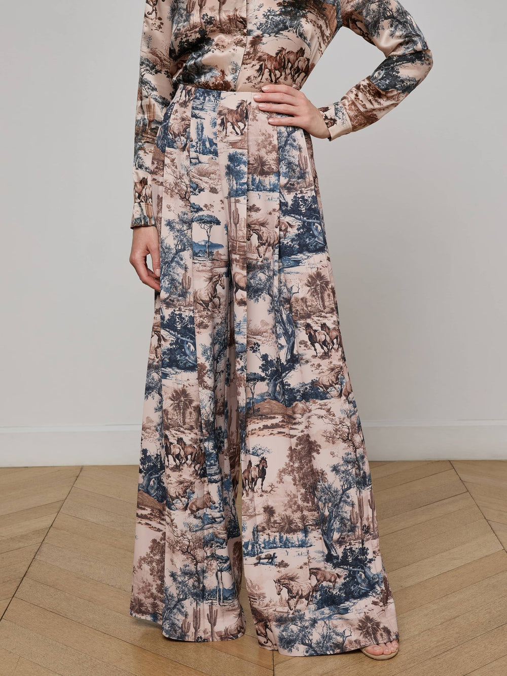 Nova Pleated Wide-Leg Pant in Tan Multi Western Toile