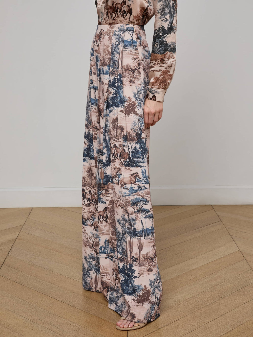 Nova Pleated Wide-Leg Pant in Tan Multi Western Toile