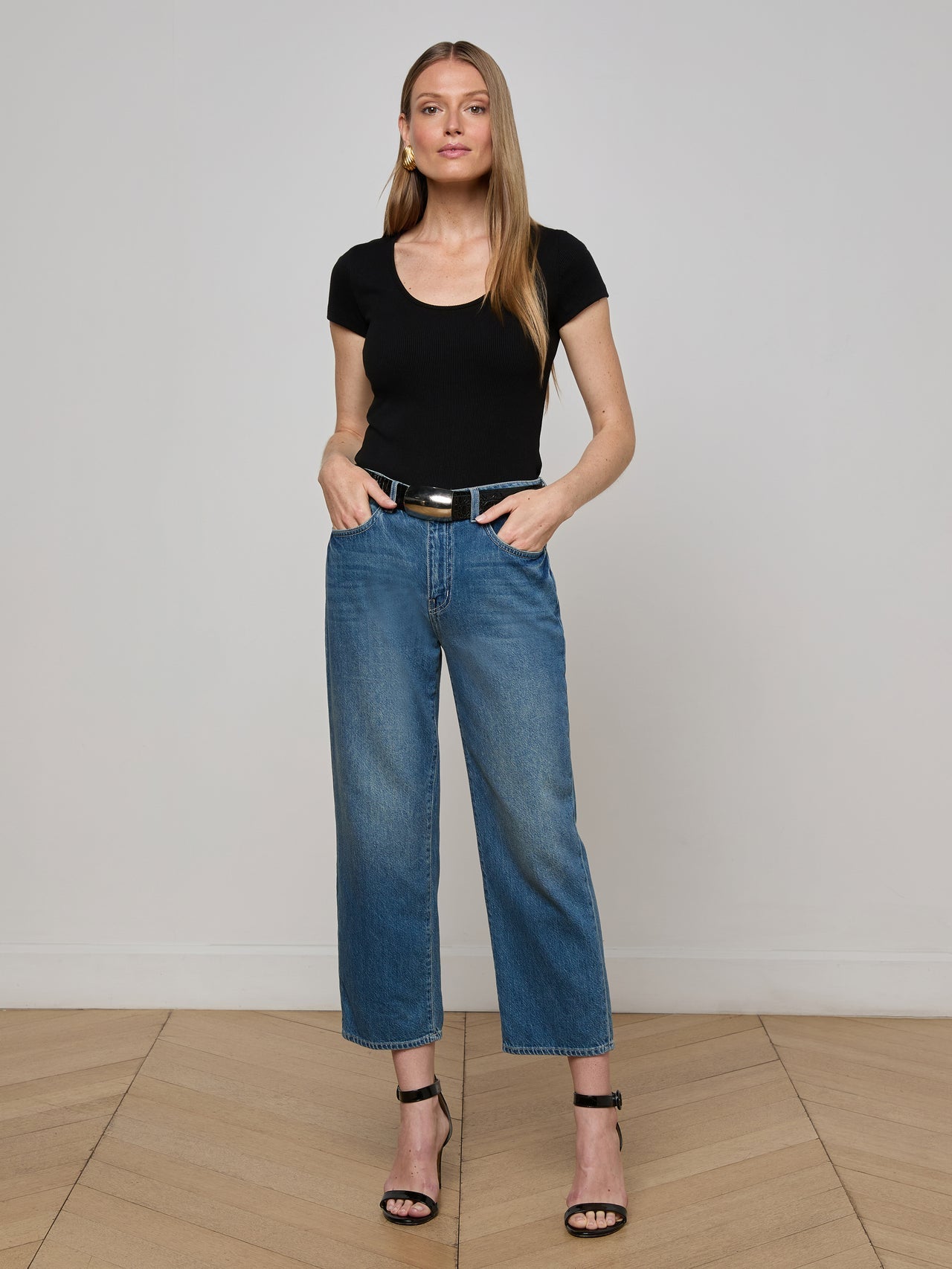 Brynlee Scoopneck Tee in Black