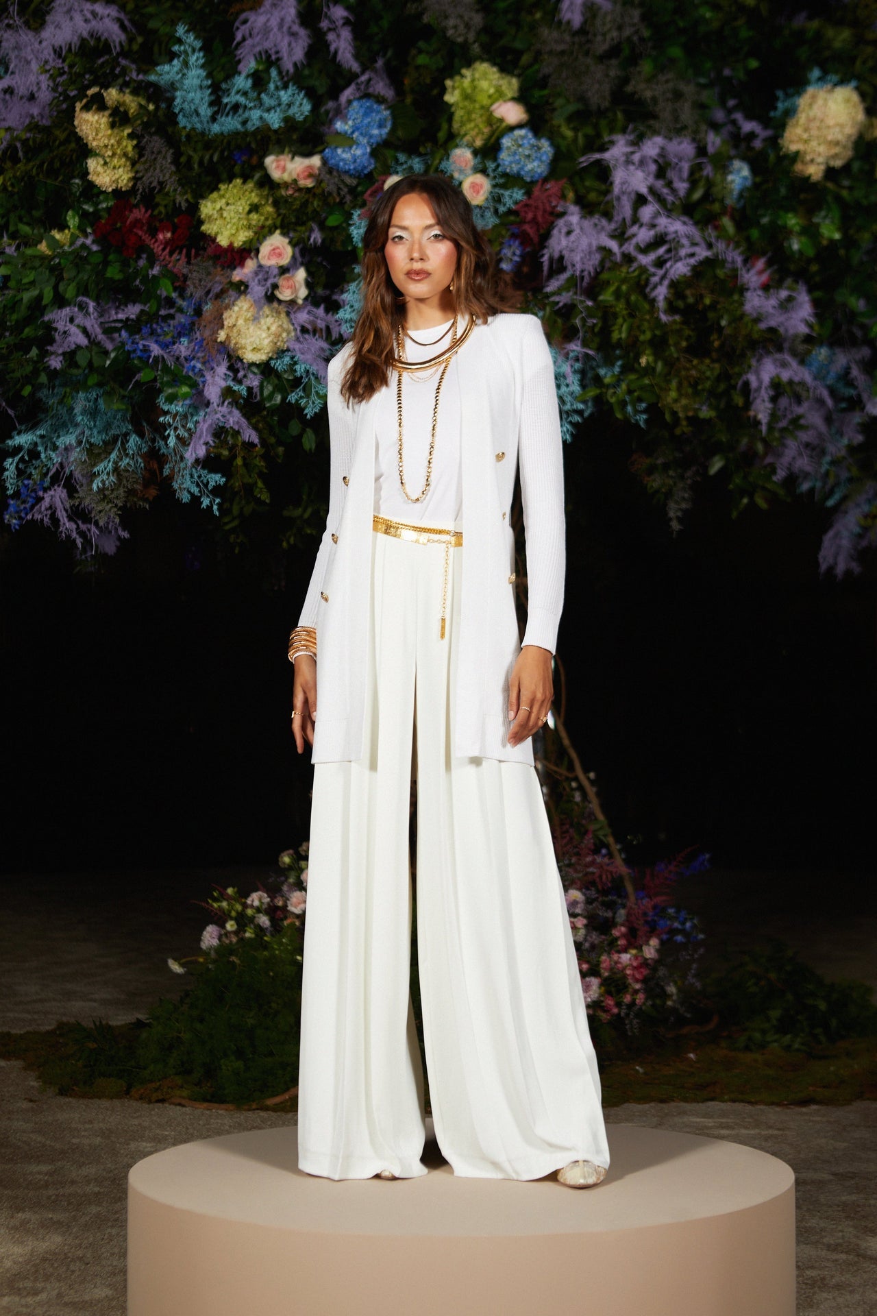 Livvy Straight-Leg Trouser in White