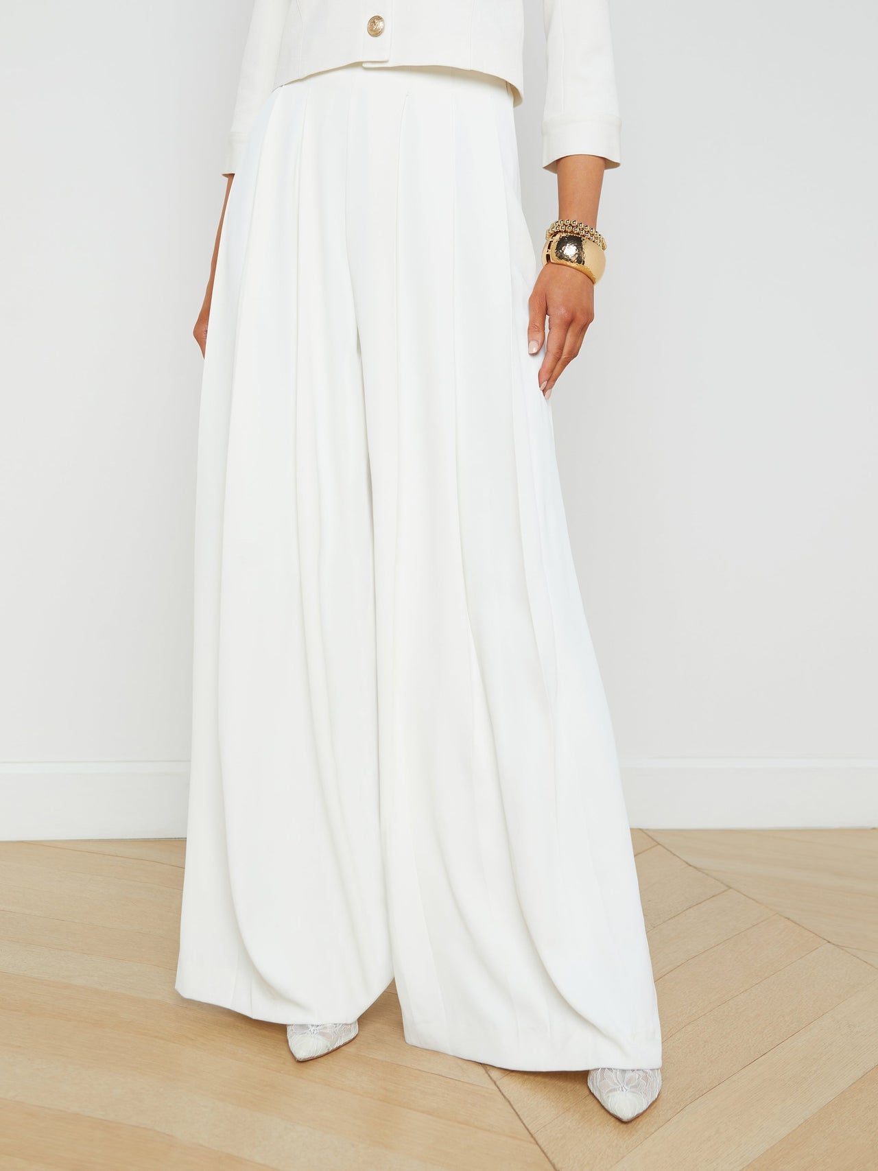 Nova Pleated Wide-Leg Pant in Ivory