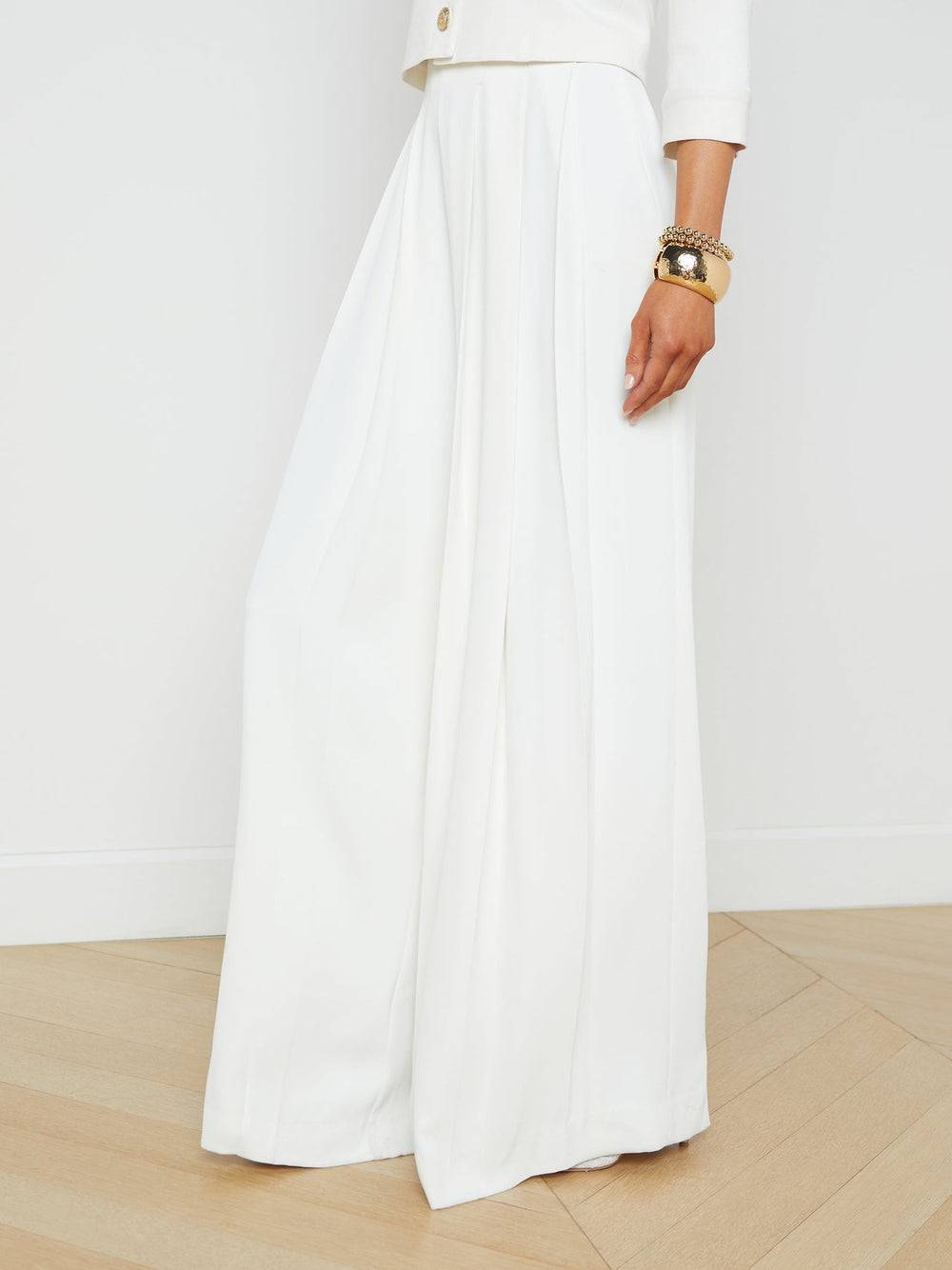 Nova Pleated Wide-Leg Pant in Ivory