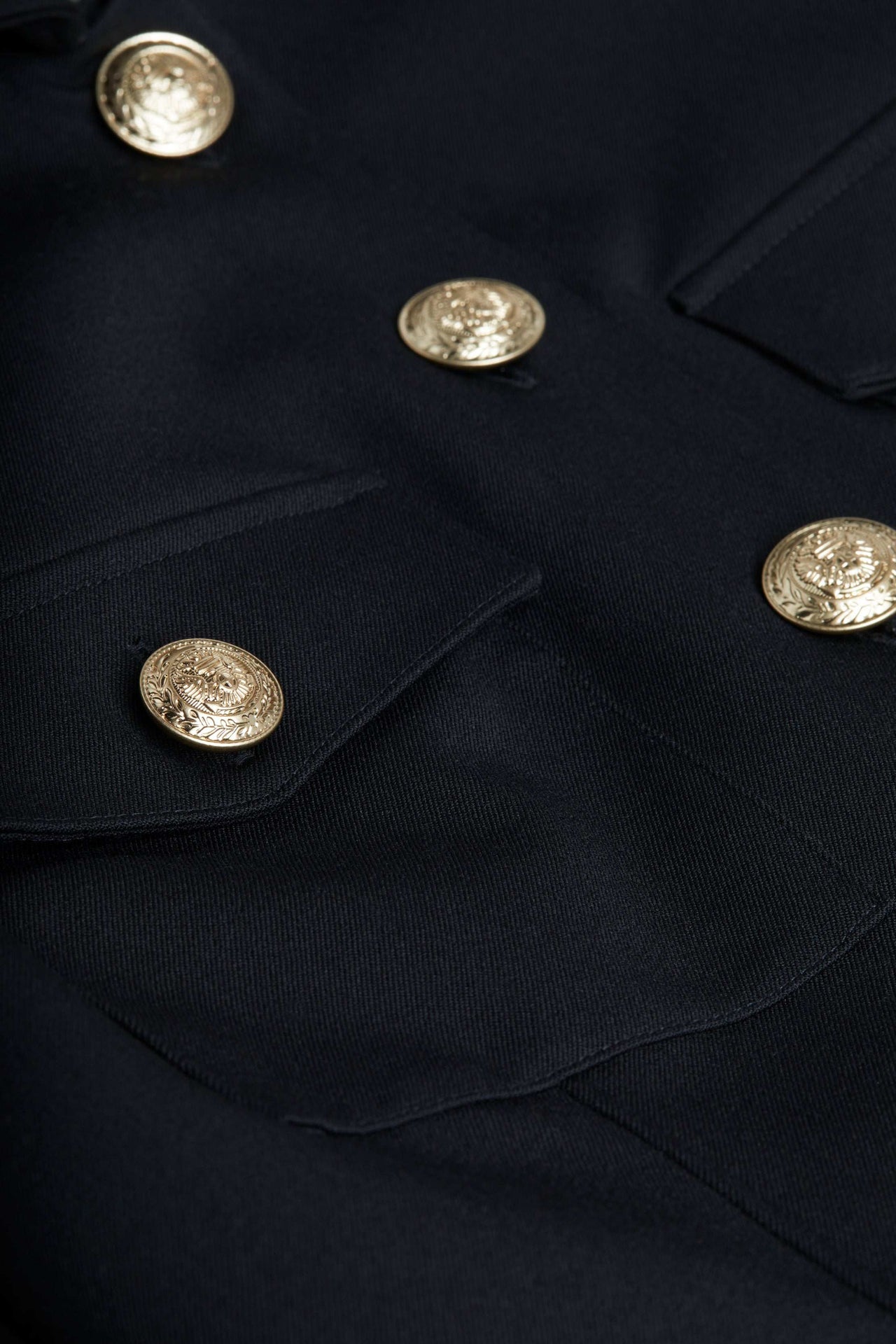 Kumi Cropped Jacket in Black