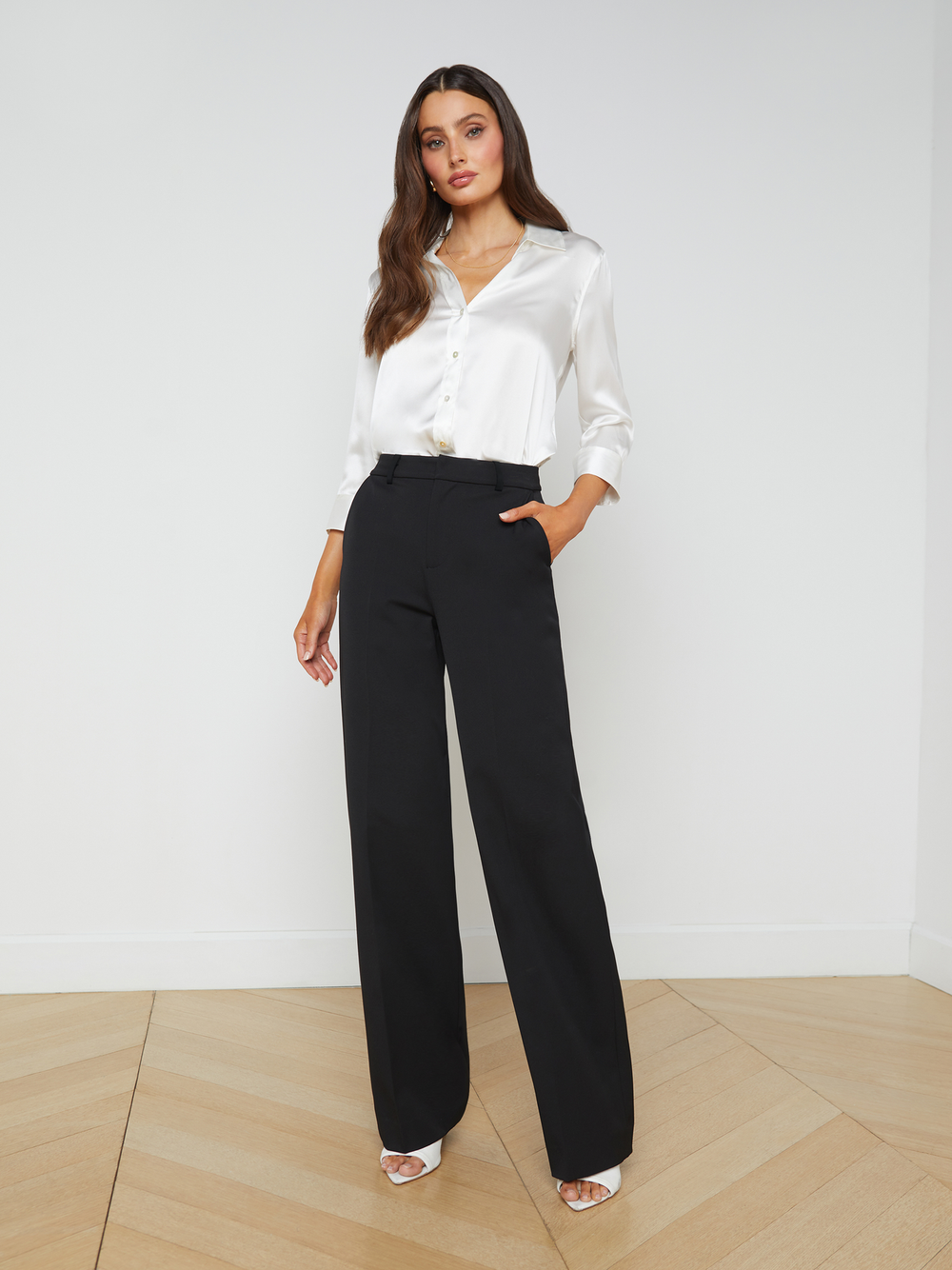 Livvy Straight-Leg Trouser in Black