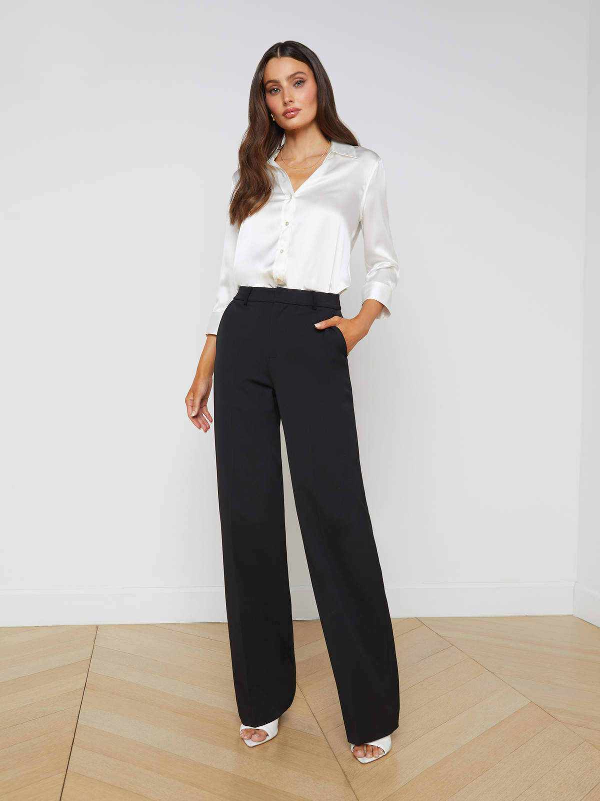 Livvy Straight-Leg Trouser in Black
