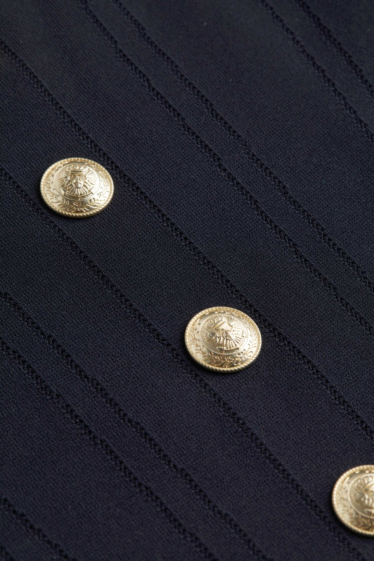 Saga Top in Black/Gold