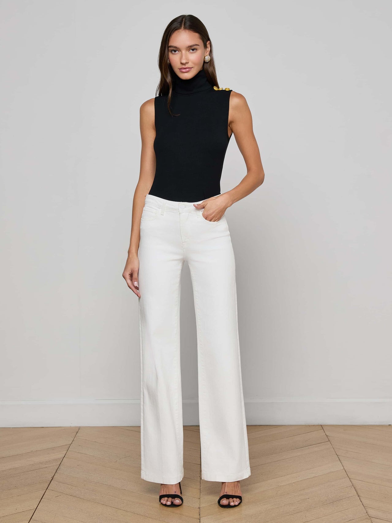 Ceci Sleeveless Turtleneck in Black/Gold